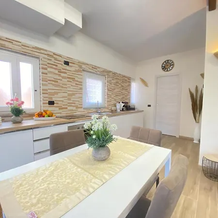 La Terrazza In 3*